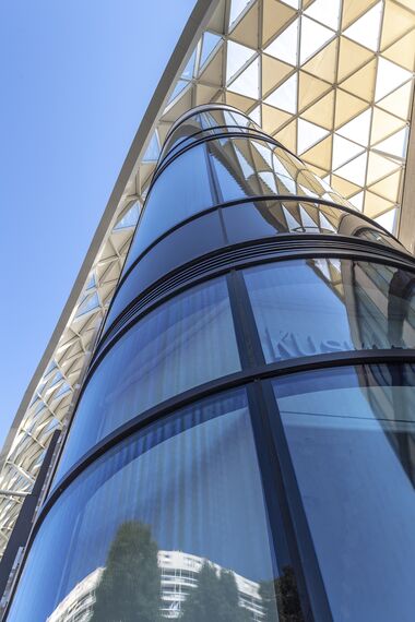 ConceptFolding 77 Sliding & Folding and CW 50-SC Façades - Shopping centre Le Prado located in Marseille, France