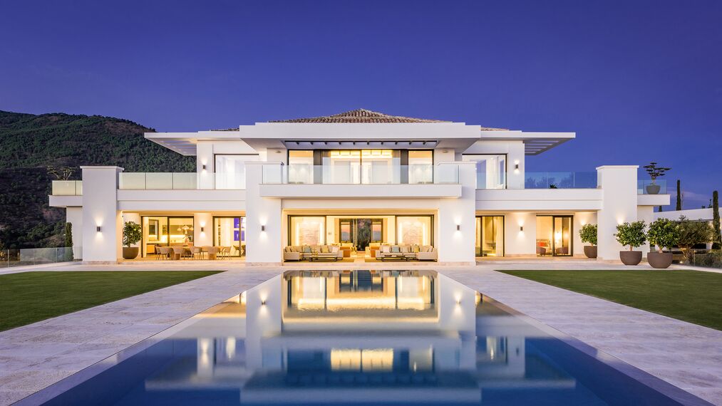 HiFinity Sliding & Folding, ConceptSystem 77 Windows and EcoSystem 50 Windows - Heaven 11 located in Marbella, Spain