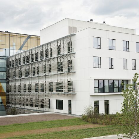 ConceptSystem 77 Fenêtres, BriseSoleil 100 Brise Soleil et CS 77 Fire Proof Fenêtres - AZ Sint Maarten situé à Mechelen, Belgique