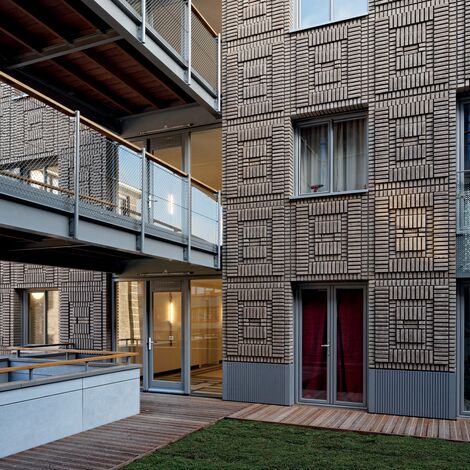 CS 38-SL Systèmes annulés, CS 38-SL Systèmes annulés et SlimLine 38 Fenêtres - Immeuble résidentiel Bloemhof situé à Groningen, les Pays-Bas