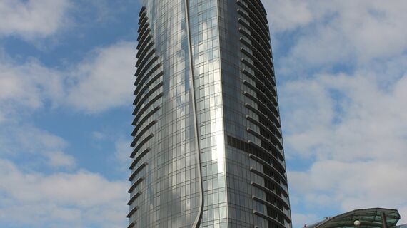 ConceptSystem 77 Fenêtres et ConceptSystem 77 Portes - Immeuble de bureaux Anatolium Marmara situé à Istanbul, Turquie