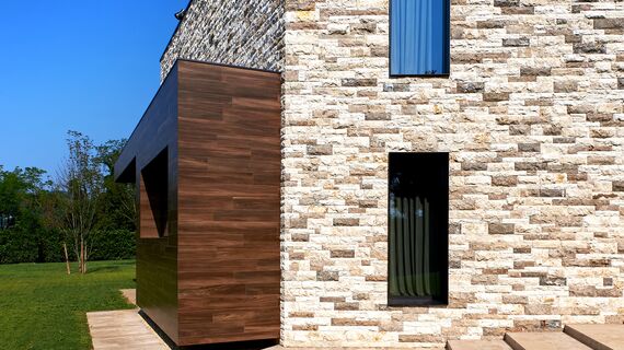 HiFinity Sliding & Folding - House Villa Hi-Finity Bergamo located in Bergamo, Italy