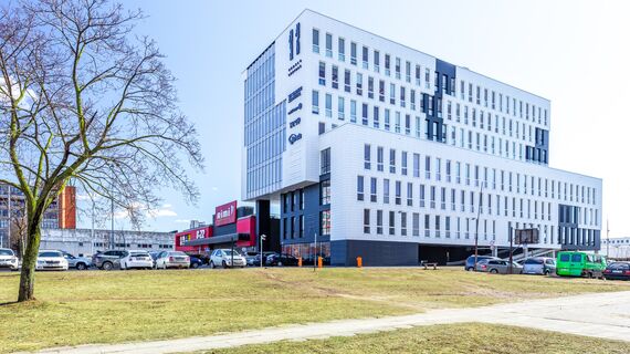 MasterLine 8 Windows and CW 50-HI Façades - Business center Eleven Business Center located in Vilnius, Lithuania